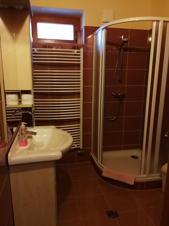 Vitis Vendeghaz Hotel Becsehely Exterior photo
