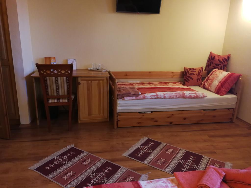 Vitis Vendeghaz Hotel Becsehely Exterior photo